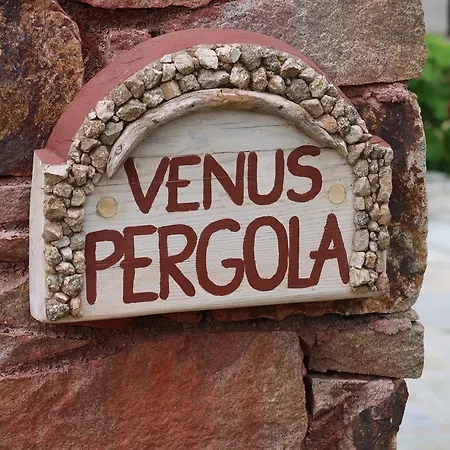 Villa Hurmuses *